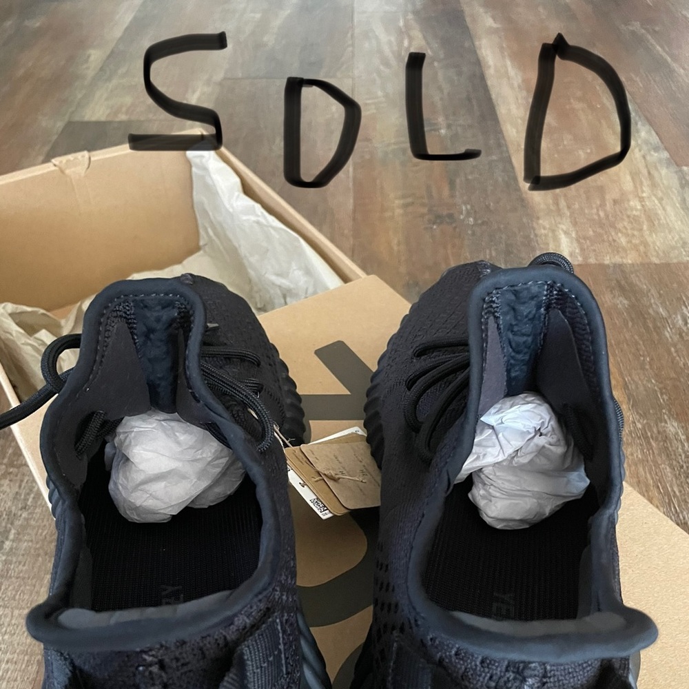 Yeezy Boost 350V2 still in a box. Size 10 Men's in black color.